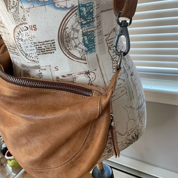 Latico Callie Crossbody - Picture 2 of 9